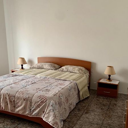 2 Bedroom Appartment Birzebbugia Birżebbuġa Εξωτερικό φωτογραφία